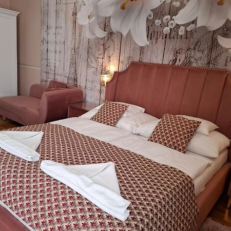 Kek Laguna Wellness Apartmanok Egerszalók Exterior foto