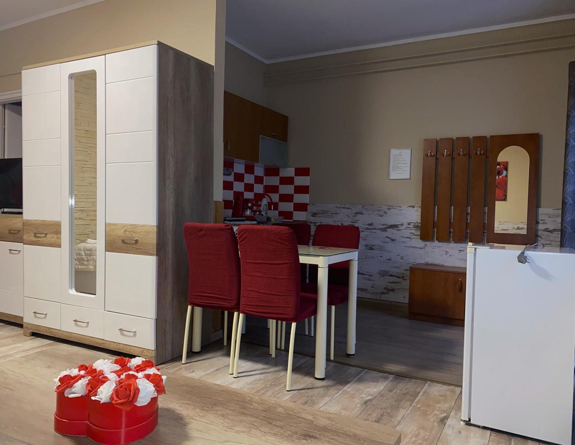 Kek Laguna Wellness Apartmanok Egerszalók Exterior foto