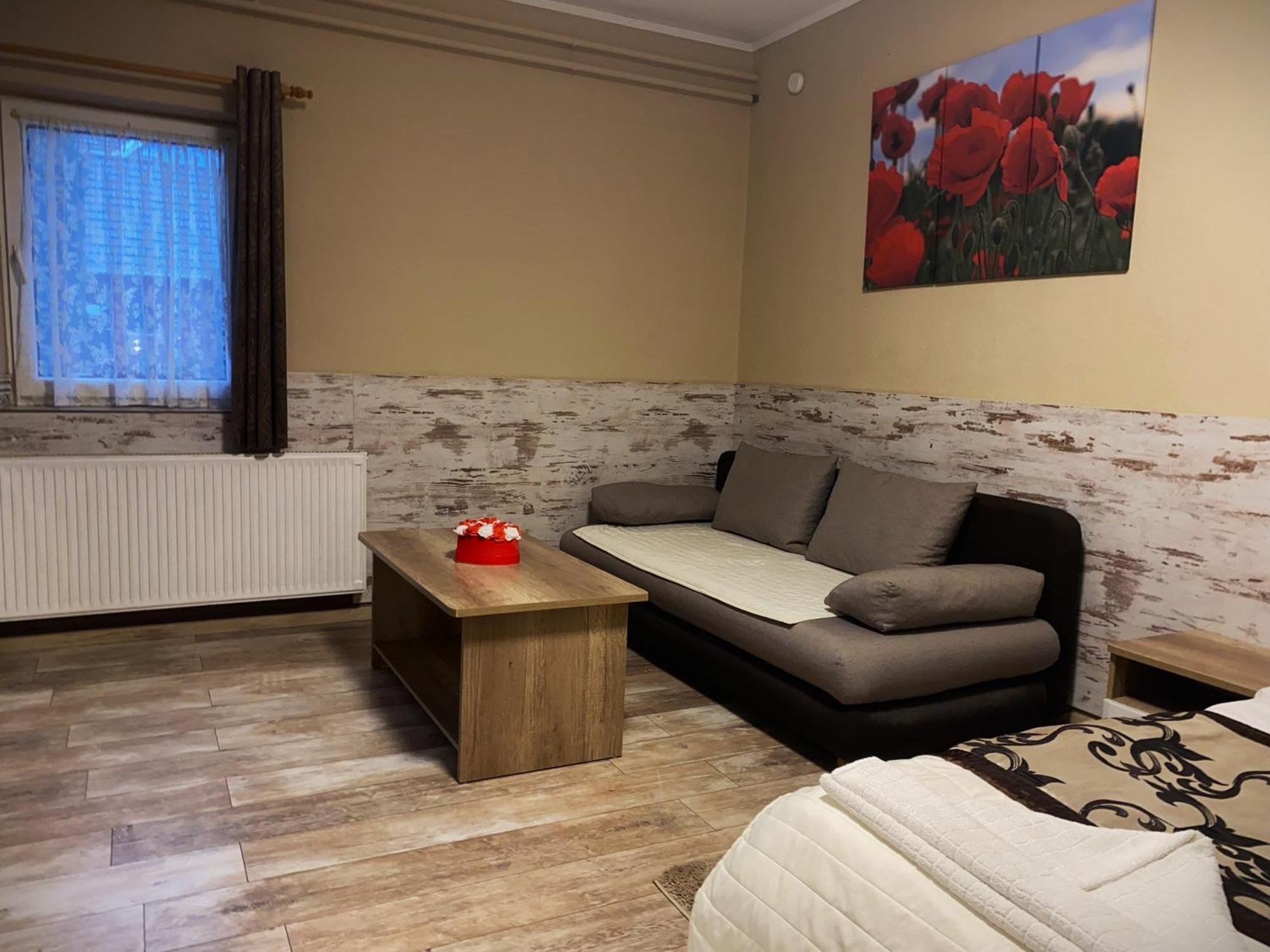 Kek Laguna Wellness Apartmanok Egerszalók Exterior foto